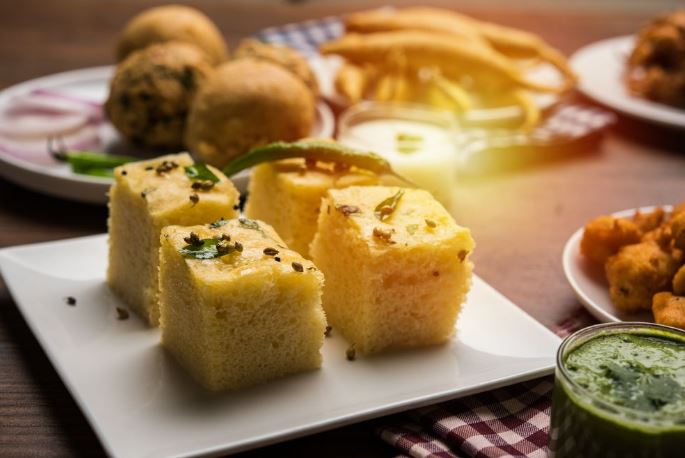 Most Famous Indian Healthy Snacks You Should Definitely Try